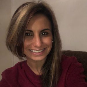 Meet your Posher, Mandy